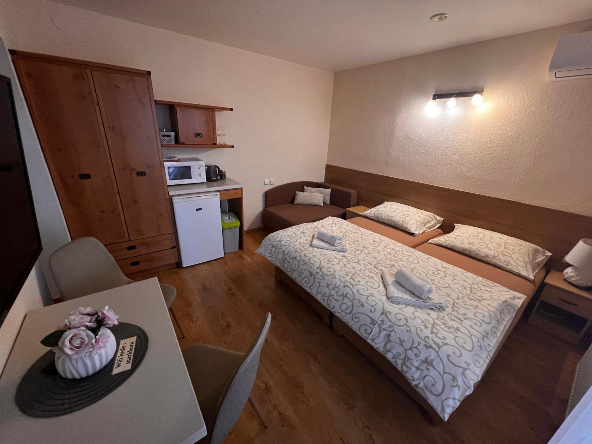 Apartmany Teddy Bojnice Extérieur photo